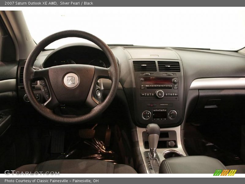 Silver Pearl / Black 2007 Saturn Outlook XE AWD