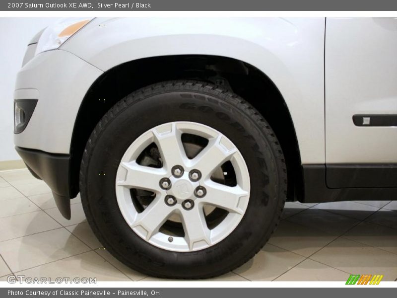 Silver Pearl / Black 2007 Saturn Outlook XE AWD