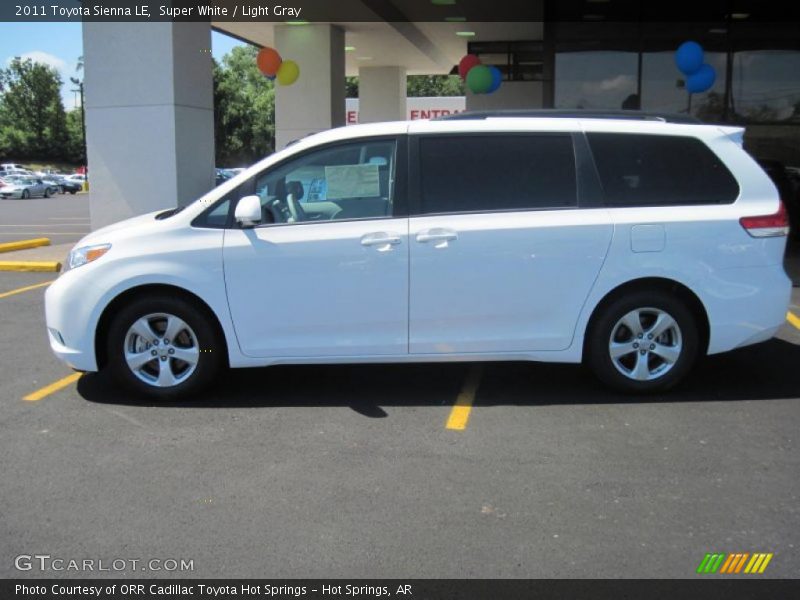 Super White / Light Gray 2011 Toyota Sienna LE