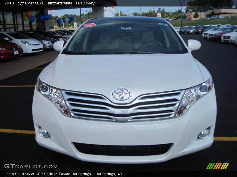 Blizzard White Pearl / Ivory 2010 Toyota Venza V6