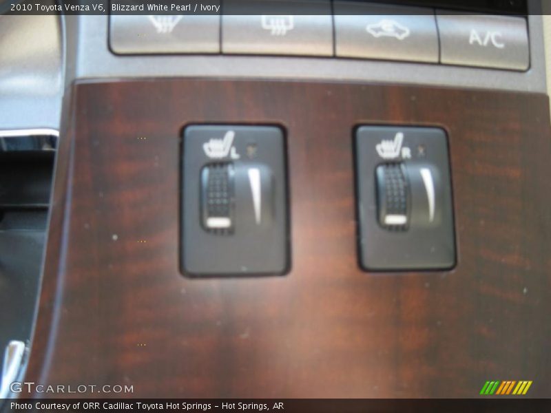 Blizzard White Pearl / Ivory 2010 Toyota Venza V6