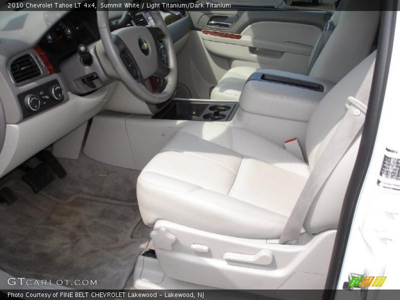 Summit White / Light Titanium/Dark Titanium 2010 Chevrolet Tahoe LT 4x4