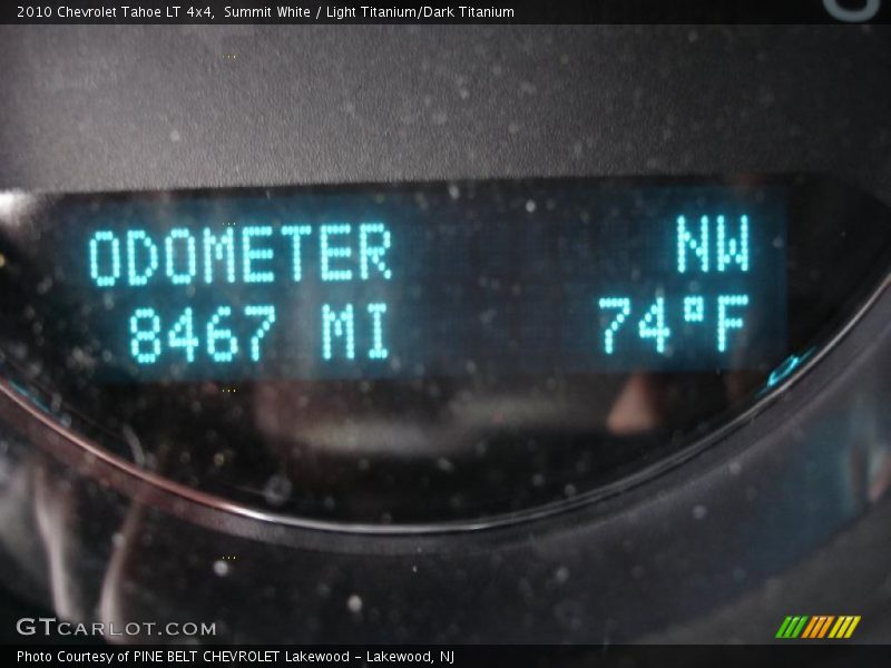 Summit White / Light Titanium/Dark Titanium 2010 Chevrolet Tahoe LT 4x4