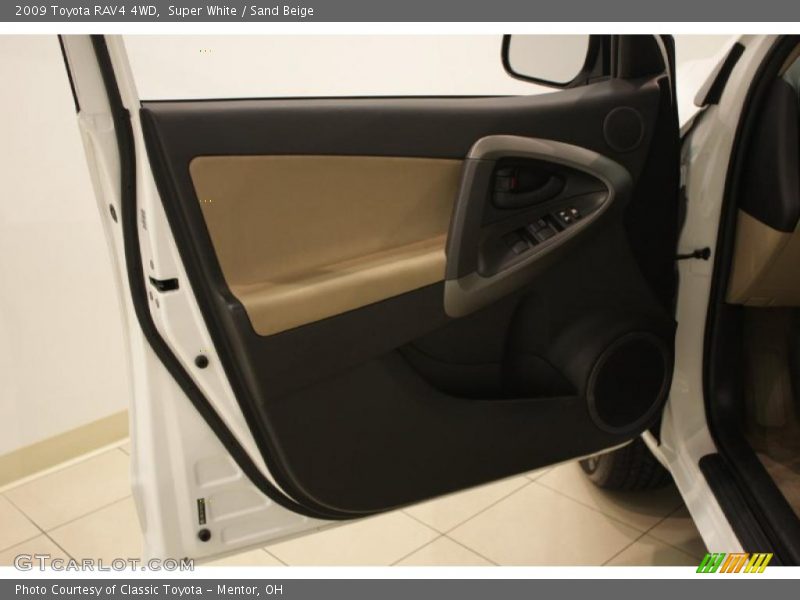 Super White / Sand Beige 2009 Toyota RAV4 4WD