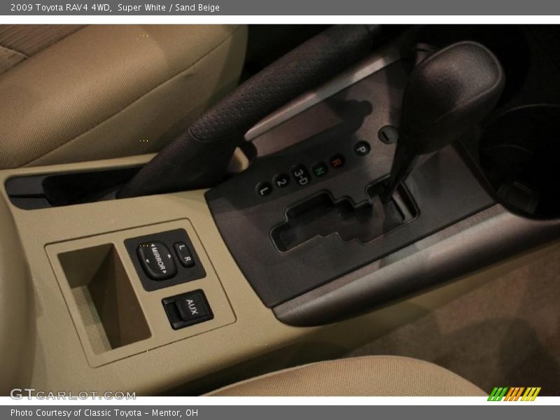 Super White / Sand Beige 2009 Toyota RAV4 4WD