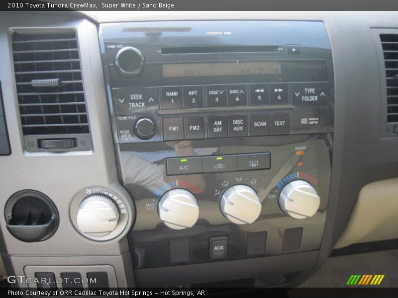 Super White / Sand Beige 2010 Toyota Tundra CrewMax