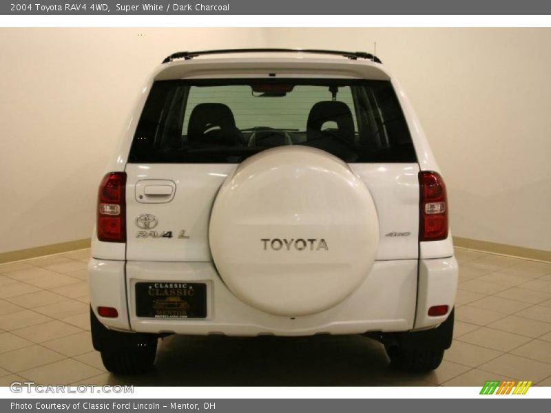 Super White / Dark Charcoal 2004 Toyota RAV4 4WD