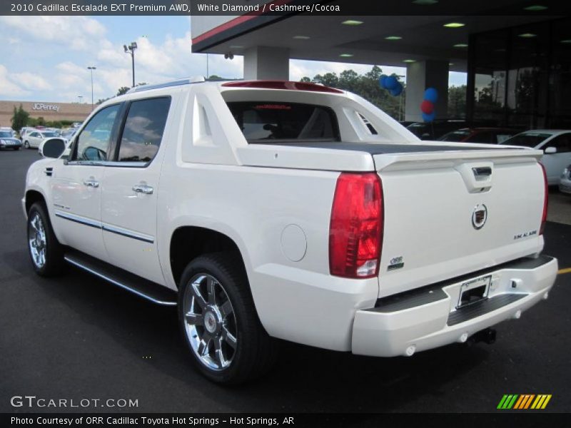 White Diamond / Cashmere/Cocoa 2010 Cadillac Escalade EXT Premium AWD