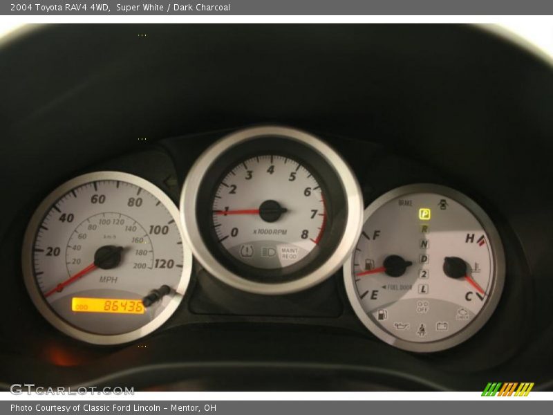 Super White / Dark Charcoal 2004 Toyota RAV4 4WD