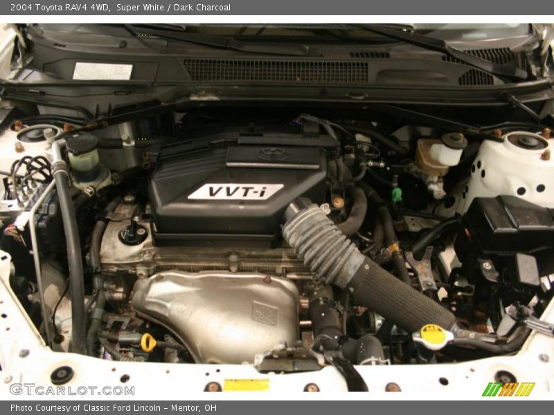 Super White / Dark Charcoal 2004 Toyota RAV4 4WD