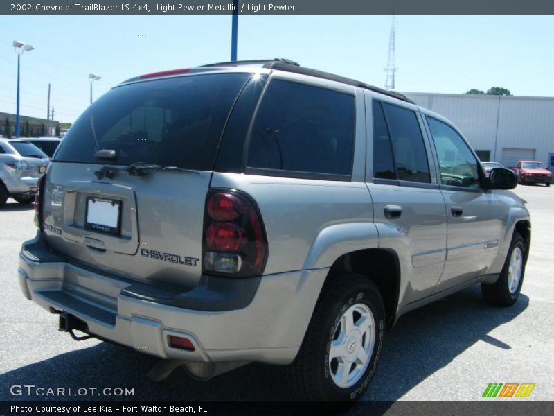 Light Pewter Metallic / Light Pewter 2002 Chevrolet TrailBlazer LS 4x4