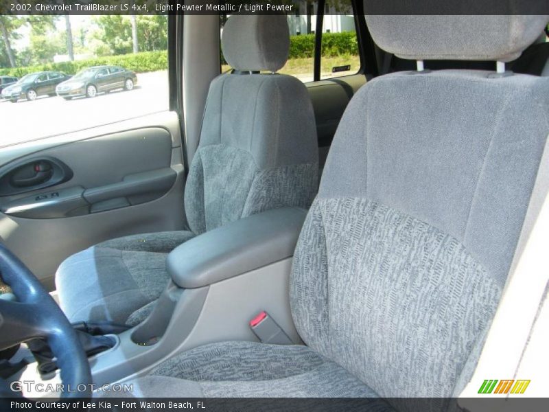 Light Pewter Metallic / Light Pewter 2002 Chevrolet TrailBlazer LS 4x4