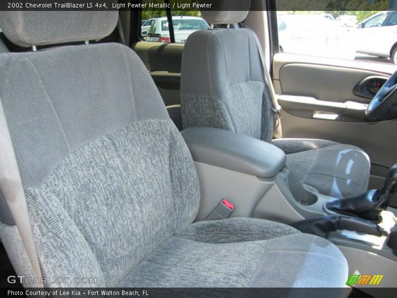 Light Pewter Metallic / Light Pewter 2002 Chevrolet TrailBlazer LS 4x4