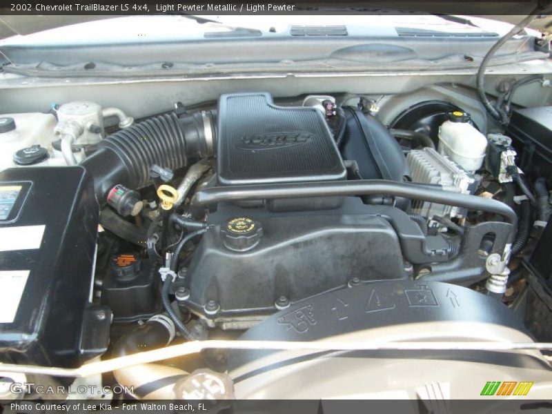 Light Pewter Metallic / Light Pewter 2002 Chevrolet TrailBlazer LS 4x4