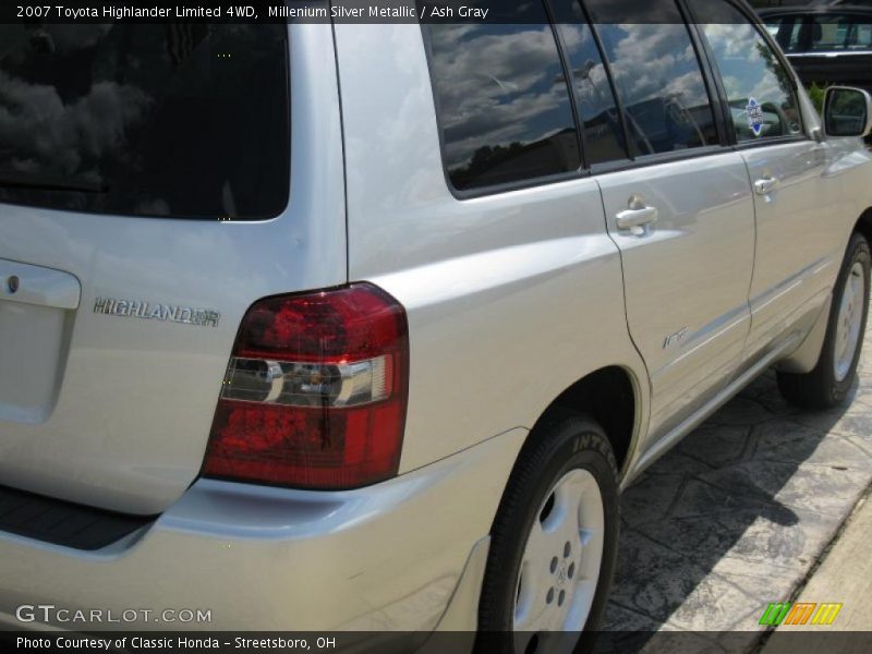Millenium Silver Metallic / Ash Gray 2007 Toyota Highlander Limited 4WD