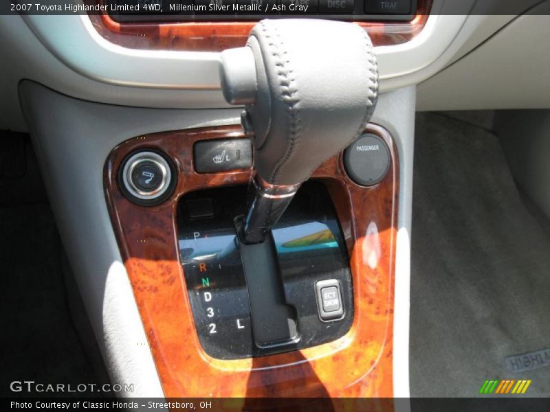 Millenium Silver Metallic / Ash Gray 2007 Toyota Highlander Limited 4WD