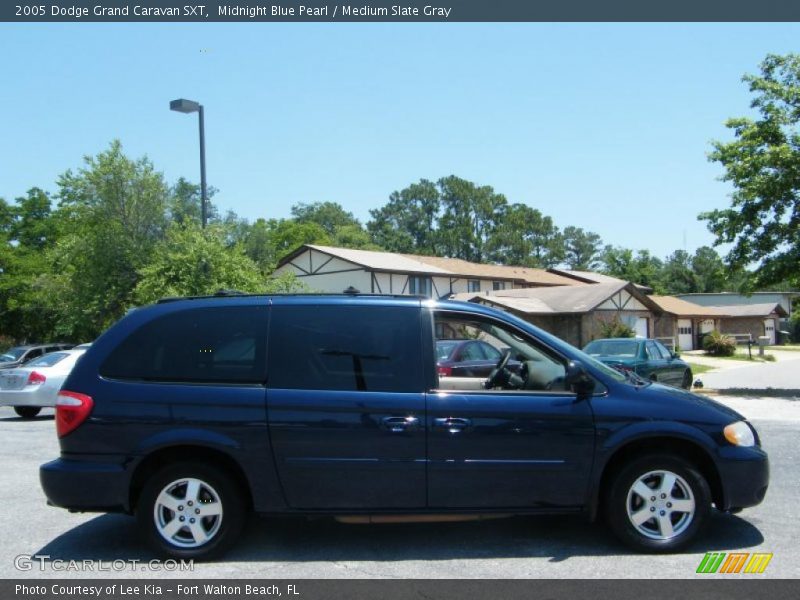 Midnight Blue Pearl / Medium Slate Gray 2005 Dodge Grand Caravan SXT