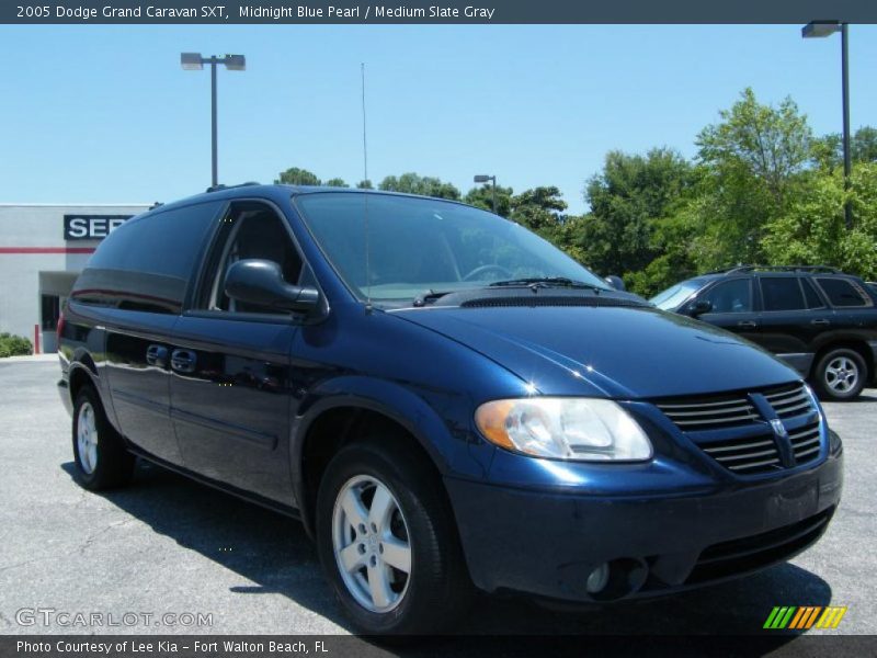 Midnight Blue Pearl / Medium Slate Gray 2005 Dodge Grand Caravan SXT