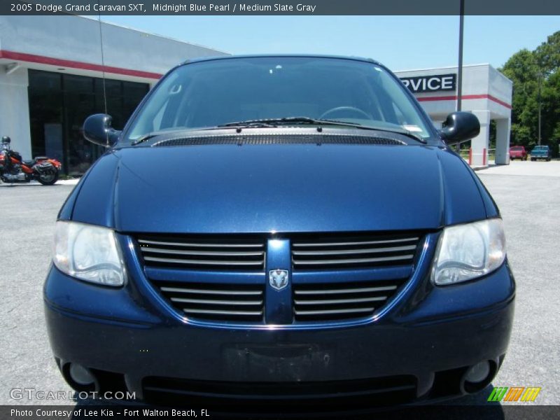 Midnight Blue Pearl / Medium Slate Gray 2005 Dodge Grand Caravan SXT