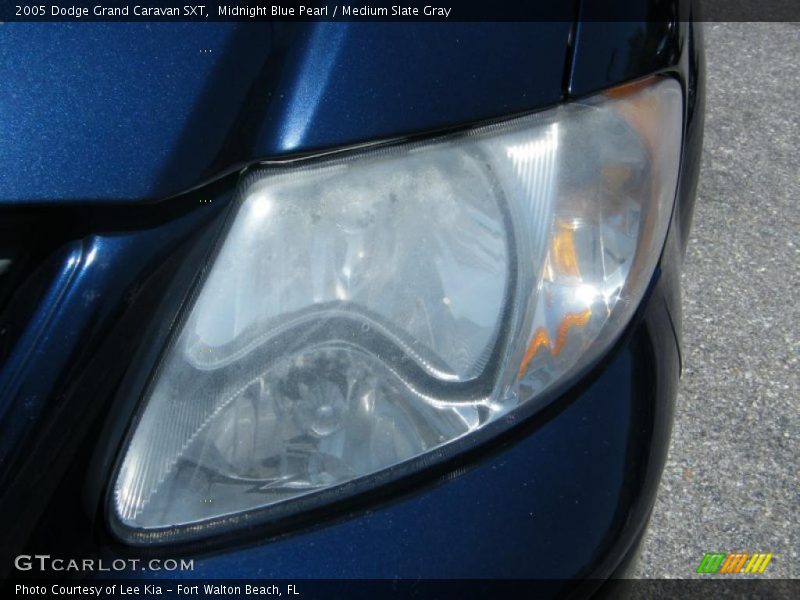 Midnight Blue Pearl / Medium Slate Gray 2005 Dodge Grand Caravan SXT