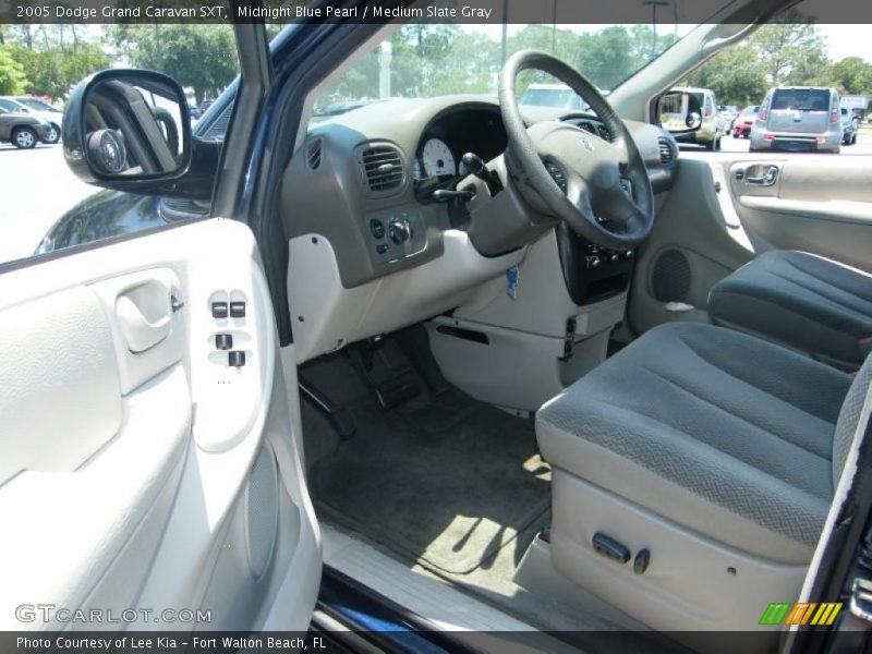 Midnight Blue Pearl / Medium Slate Gray 2005 Dodge Grand Caravan SXT