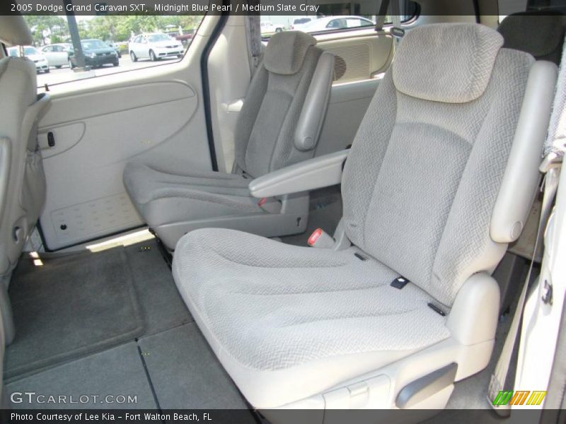 Midnight Blue Pearl / Medium Slate Gray 2005 Dodge Grand Caravan SXT