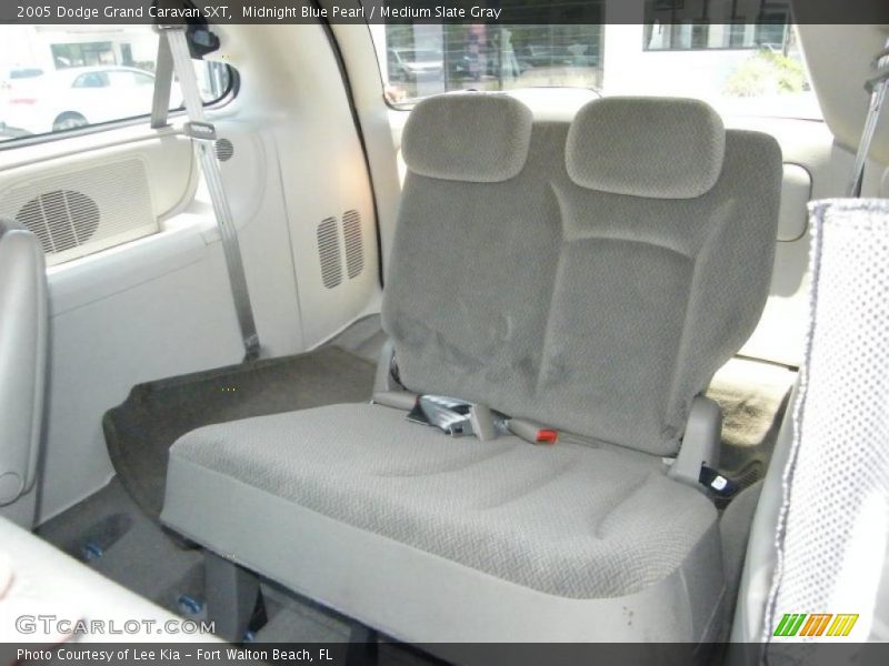 Midnight Blue Pearl / Medium Slate Gray 2005 Dodge Grand Caravan SXT