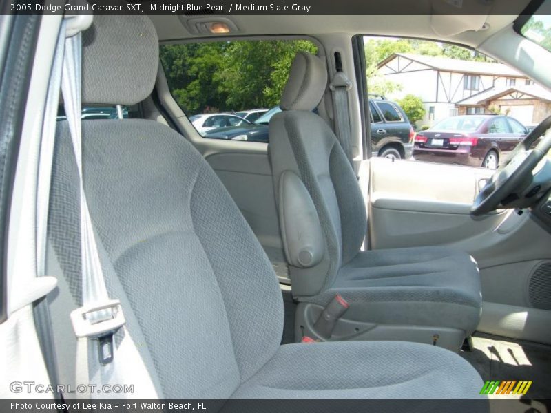 Midnight Blue Pearl / Medium Slate Gray 2005 Dodge Grand Caravan SXT