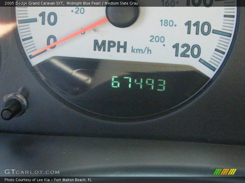 Midnight Blue Pearl / Medium Slate Gray 2005 Dodge Grand Caravan SXT