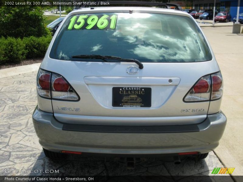 Millennium Silver Metallic / Black 2002 Lexus RX 300 AWD