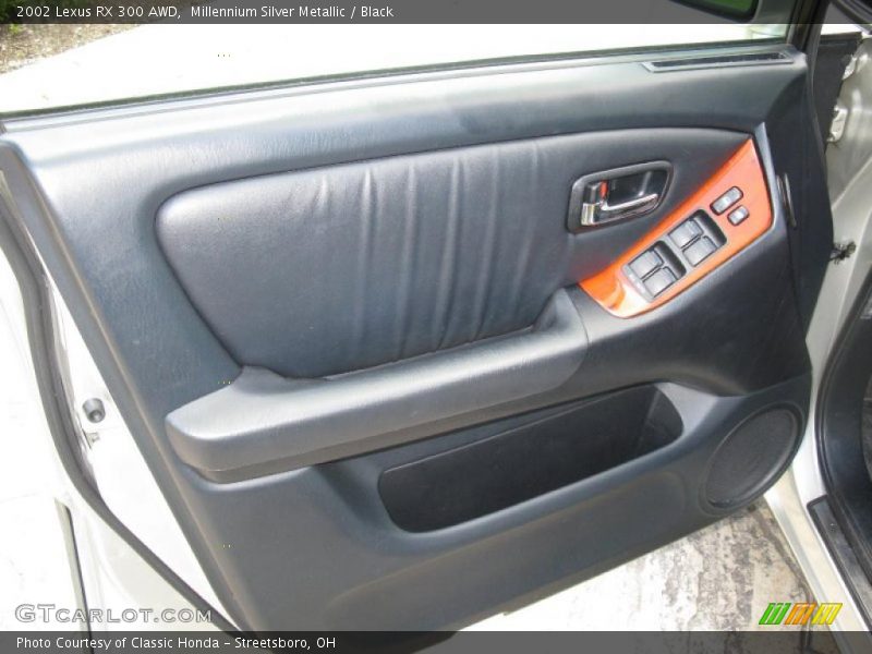 Millennium Silver Metallic / Black 2002 Lexus RX 300 AWD