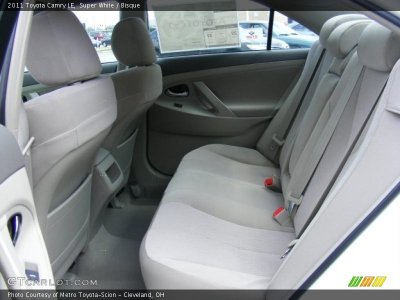 Super White / Bisque 2011 Toyota Camry LE