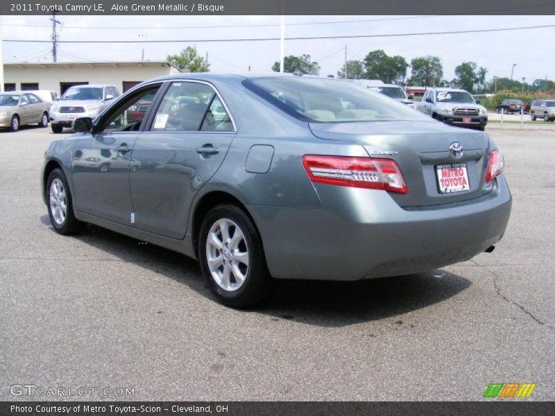 Aloe Green Metallic / Bisque 2011 Toyota Camry LE