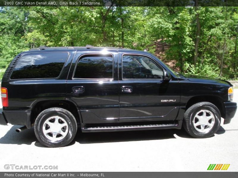 Onyx Black / Sandstone 2003 GMC Yukon Denali AWD