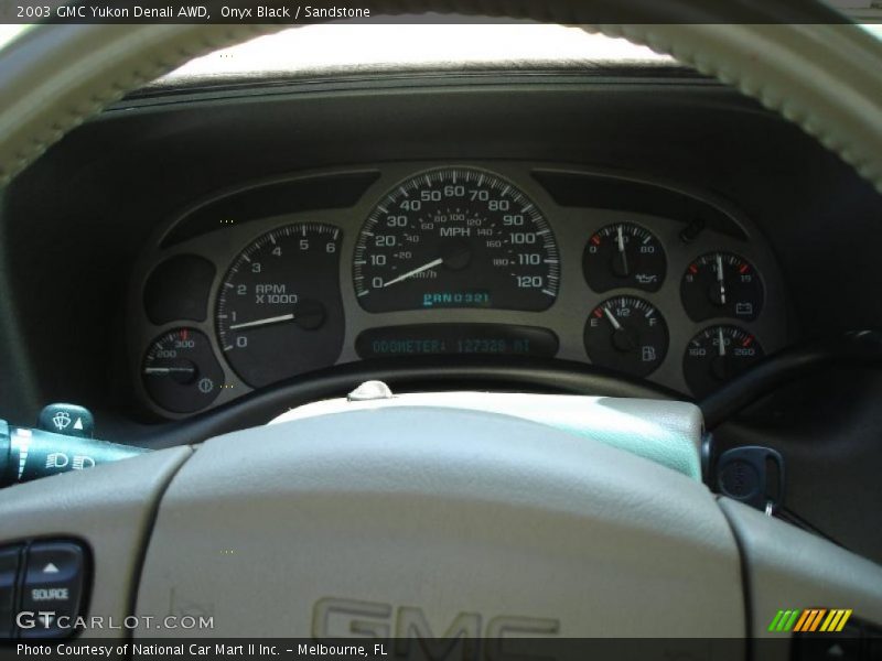 Onyx Black / Sandstone 2003 GMC Yukon Denali AWD