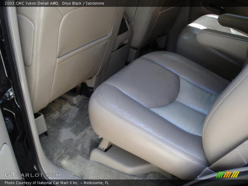 Onyx Black / Sandstone 2003 GMC Yukon Denali AWD