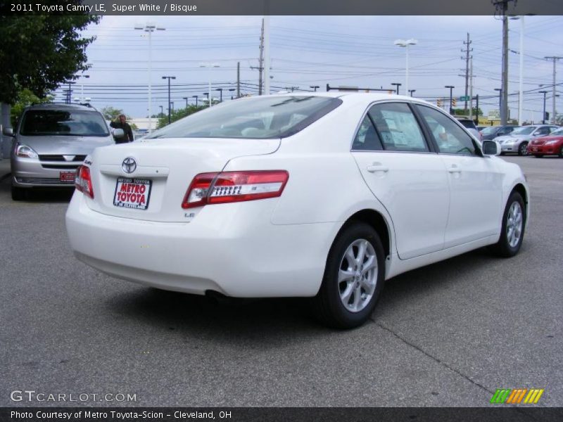 Super White / Bisque 2011 Toyota Camry LE