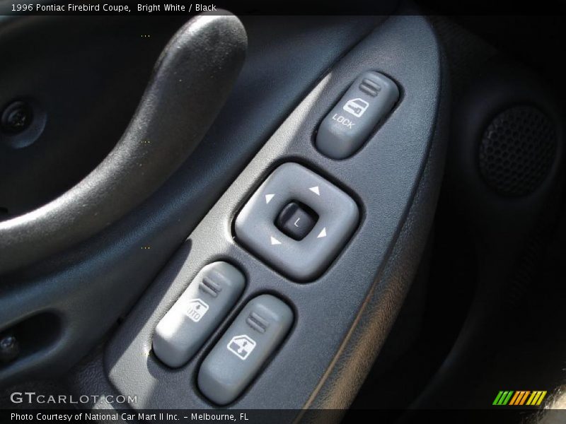 Bright White / Black 1996 Pontiac Firebird Coupe