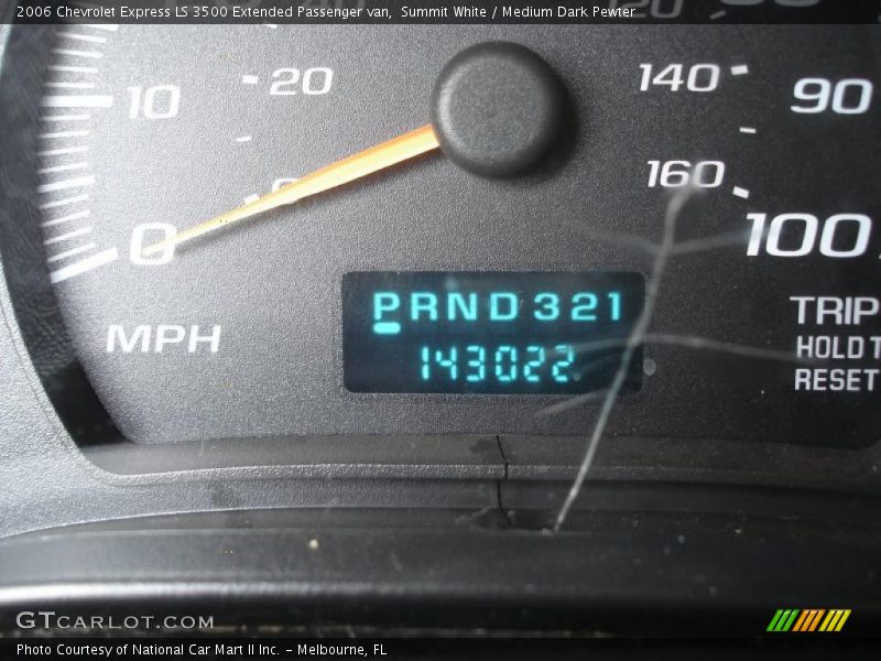 Summit White / Medium Dark Pewter 2006 Chevrolet Express LS 3500 Extended Passenger van
