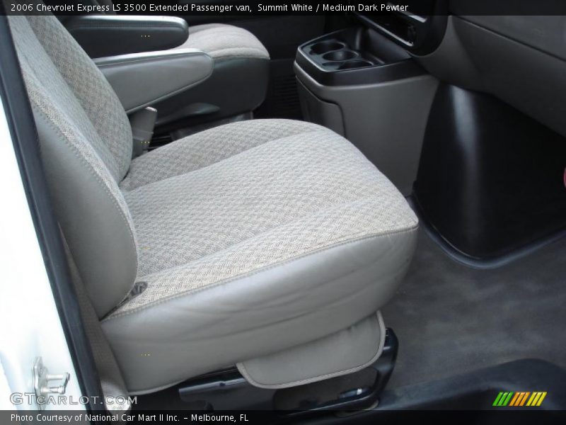 Summit White / Medium Dark Pewter 2006 Chevrolet Express LS 3500 Extended Passenger van