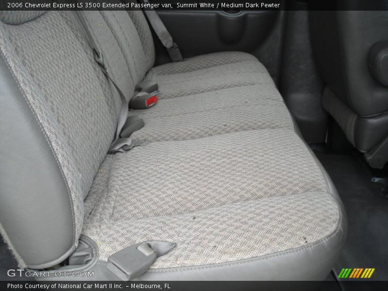 Summit White / Medium Dark Pewter 2006 Chevrolet Express LS 3500 Extended Passenger van
