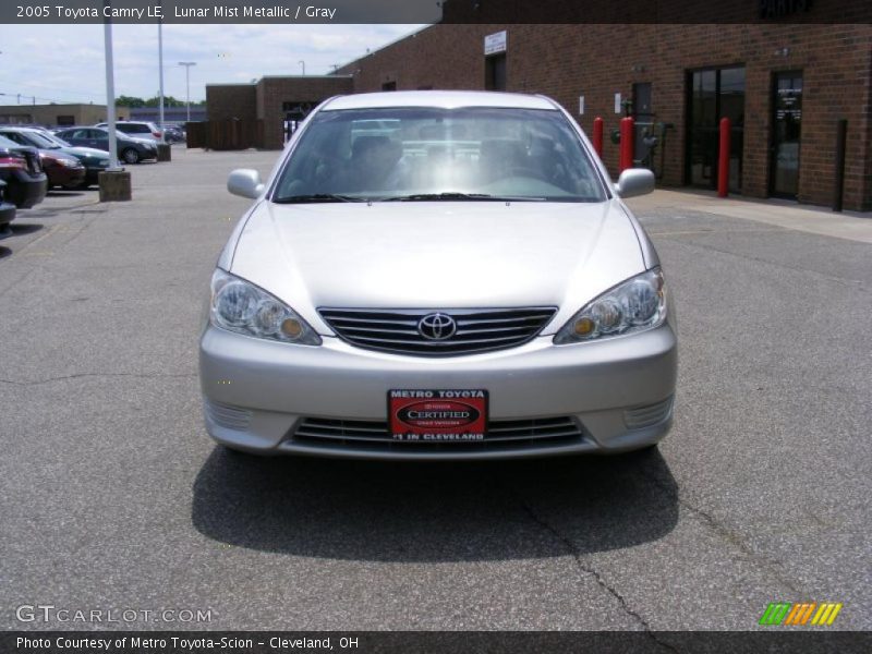 Lunar Mist Metallic / Gray 2005 Toyota Camry LE
