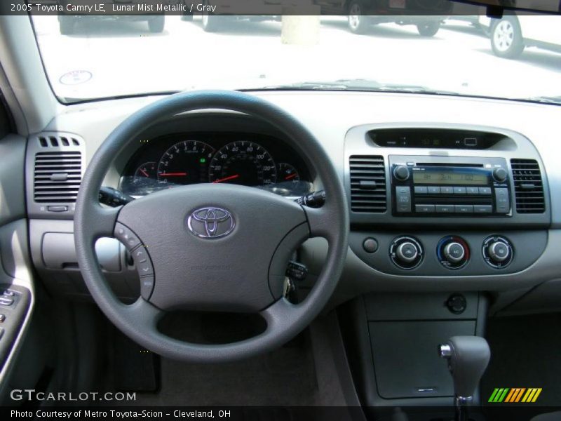 Lunar Mist Metallic / Gray 2005 Toyota Camry LE