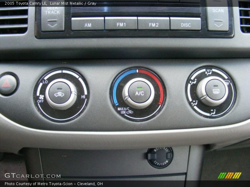 Lunar Mist Metallic / Gray 2005 Toyota Camry LE
