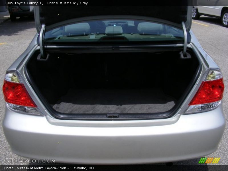Lunar Mist Metallic / Gray 2005 Toyota Camry LE