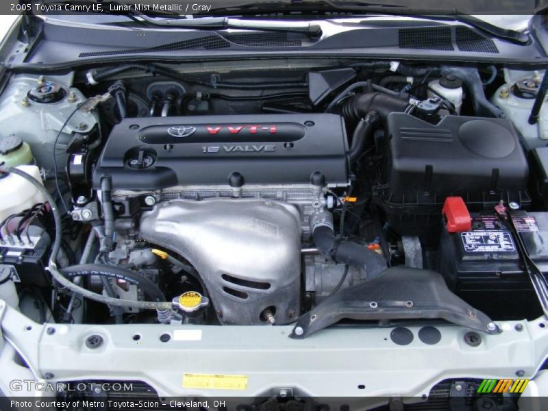 Lunar Mist Metallic / Gray 2005 Toyota Camry LE