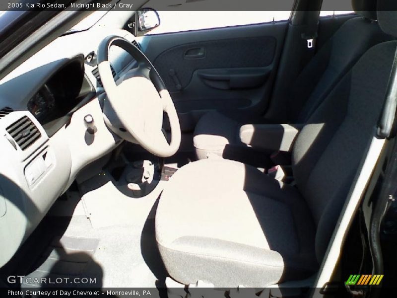 Midnight Black / Gray 2005 Kia Rio Sedan