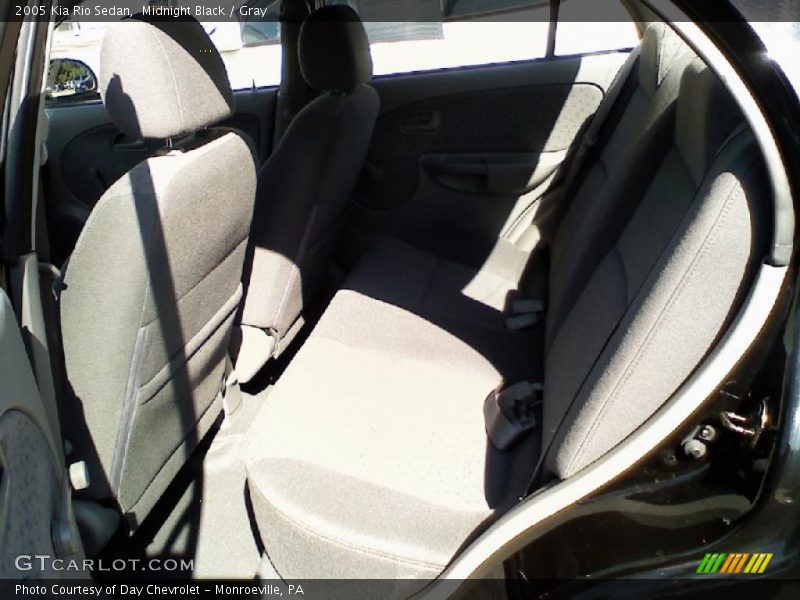 Midnight Black / Gray 2005 Kia Rio Sedan
