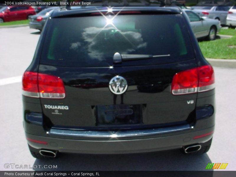 Black / Pure Beige 2004 Volkswagen Touareg V8