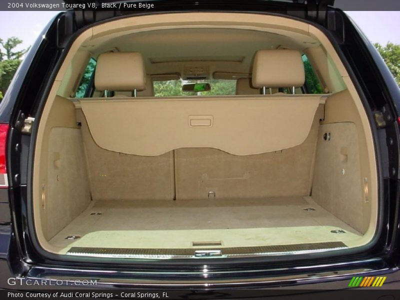 Black / Pure Beige 2004 Volkswagen Touareg V8
